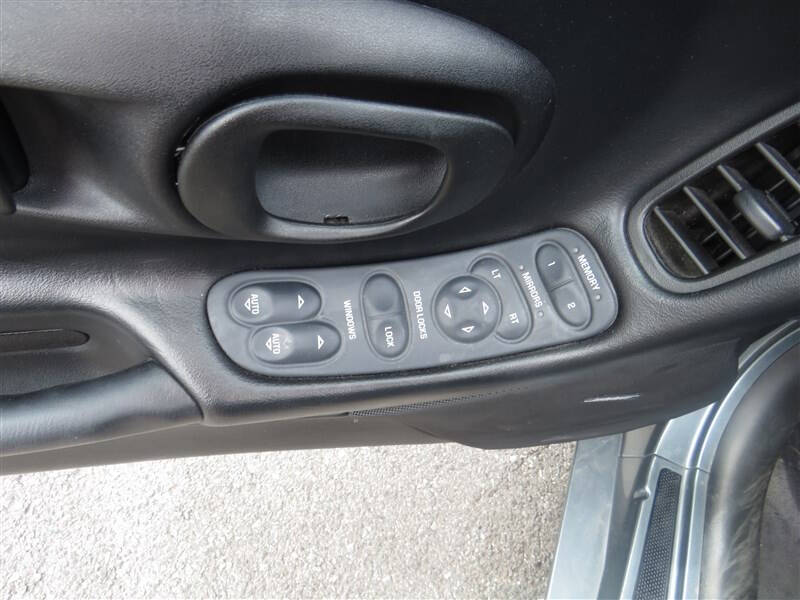 2004 Chevrolet Corvette