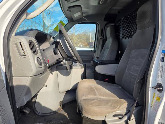 2013 Ford E-Series E-150