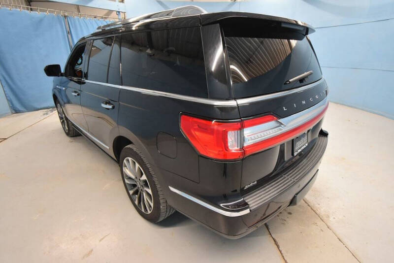 2019 Lincoln Navigator Select