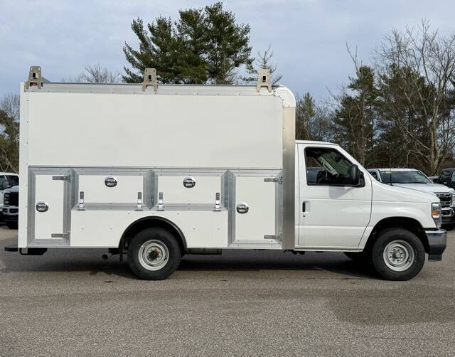 2026 Ford E-Series E-350 SD
