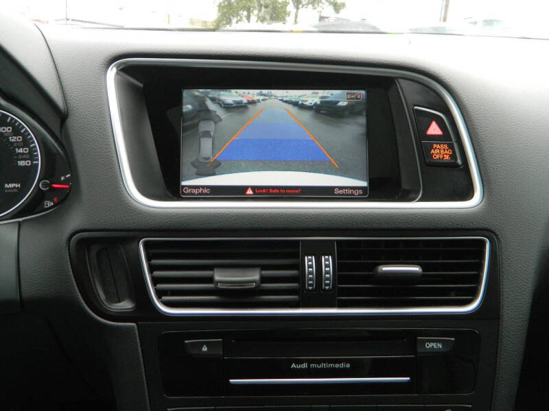 2017 Audi Q5 2.0T quattro Premium Plus