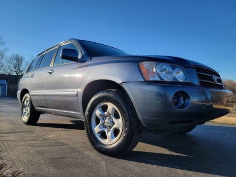 2002 Toyota Highlander for sale at Sinclair Auto Inc. in Pendleton IN