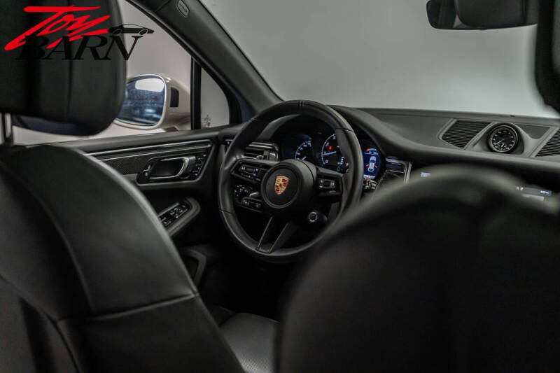 2023 Porsche Macan S