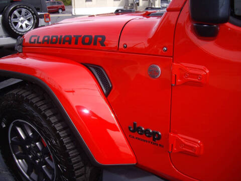 2023 Jeep Gladiator Overland