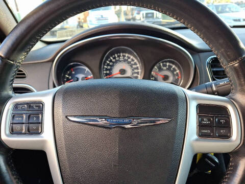 2014 Chrysler 200 Limited