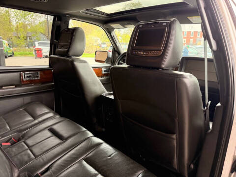2013 Lincoln Navigator L