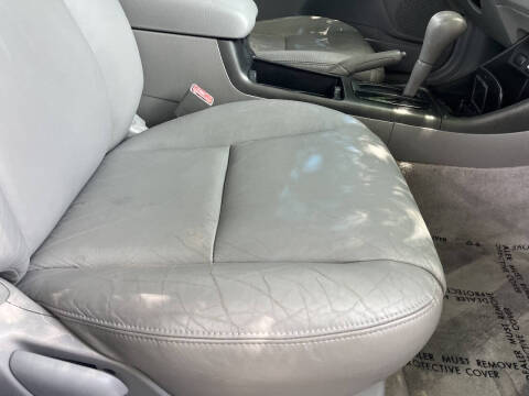 2003 Toyota Camry LE