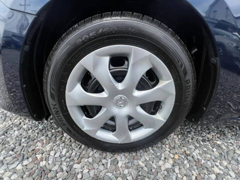 2015 Mazda MAZDA3 i Sport