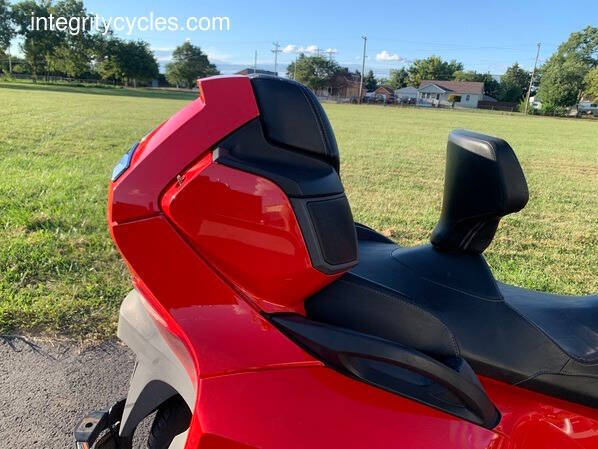 2012 Can-Am Spyder RT-S SE5