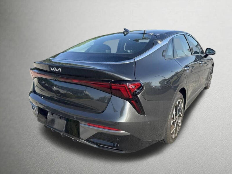 2025 Kia K5 EX