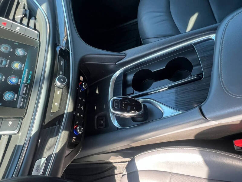 2018 Buick Enclave Essence