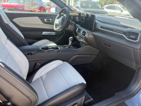 2025 Ford Mustang EcoBoost Premium