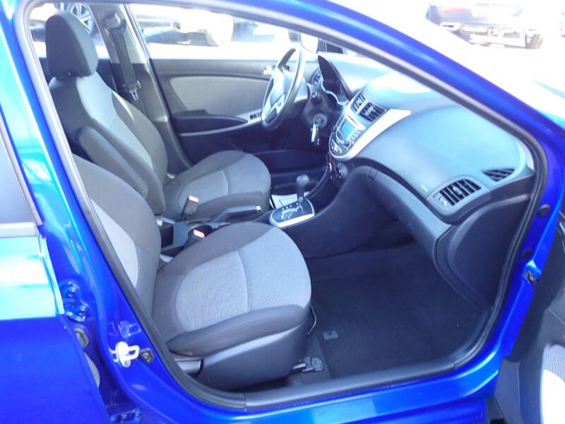 2013 Hyundai Accent GS