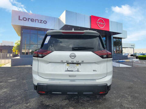 2025 Nissan Rogue SL