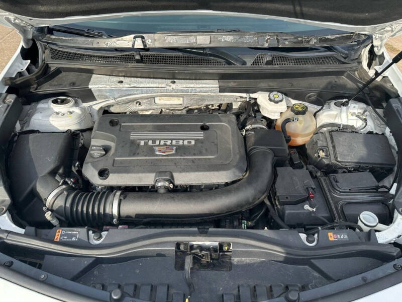 2022 Cadillac XT4 Premium Luxury