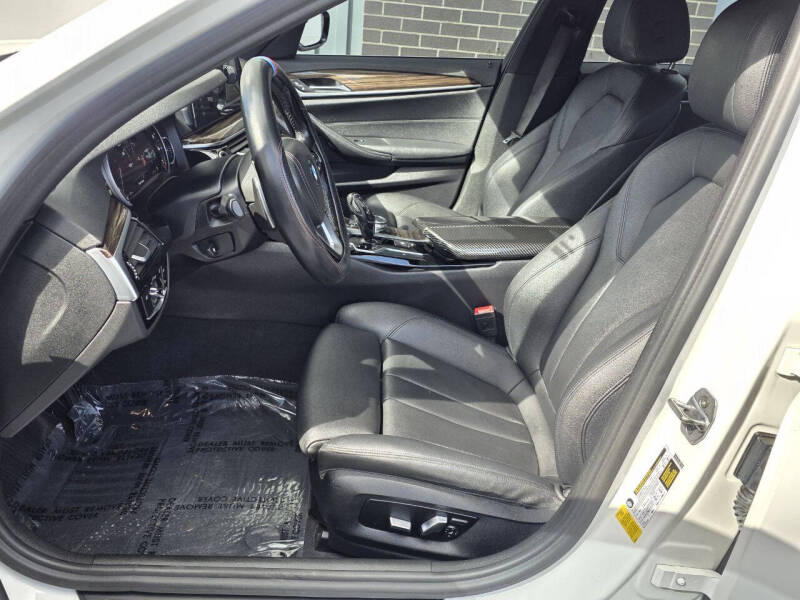 2017 BMW 5 Series 530i