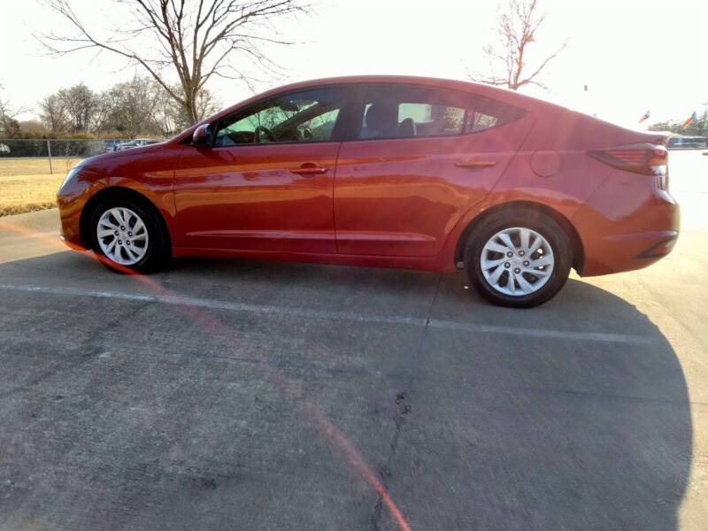 2020 Hyundai Elantra SE