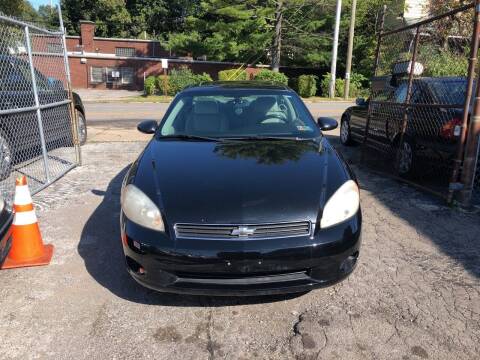 2006 Chevrolet Monte Carlo for sale at Six Brothers Mega Lot in Youngstown OH
