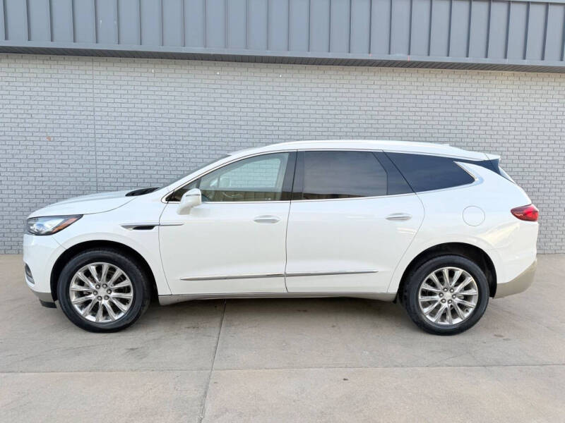 2020 Buick Enclave Essence