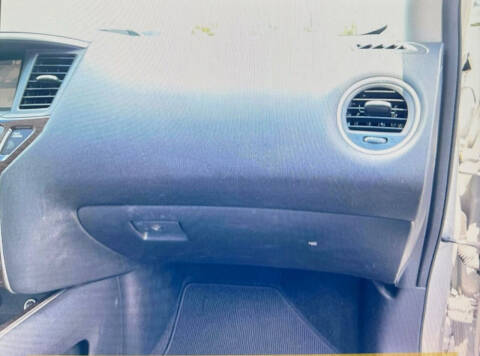 2013 Nissan Pathfinder SL