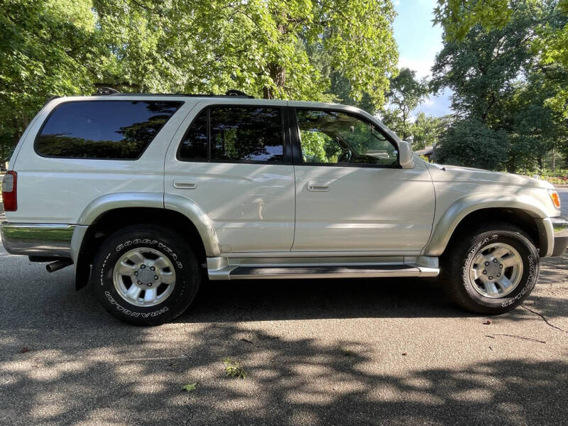2000 Toyota 4Runner SR5