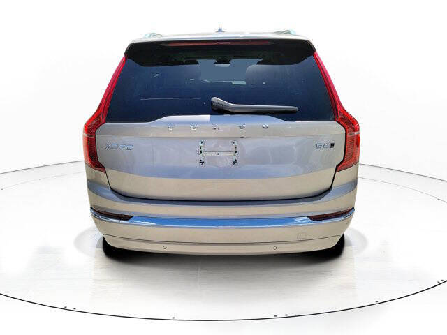 2025 Volvo XC90 B6 Core Bright Theme