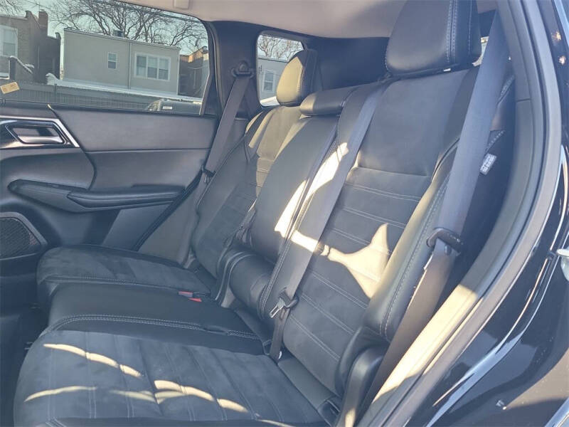 2024 Mitsubishi Outlander PHEV SE