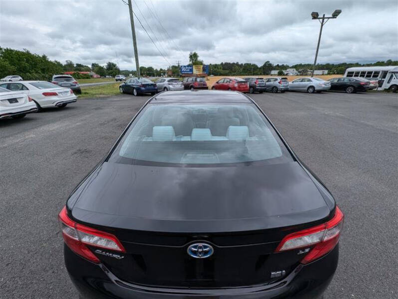 2014 Toyota Camry Hybrid LE