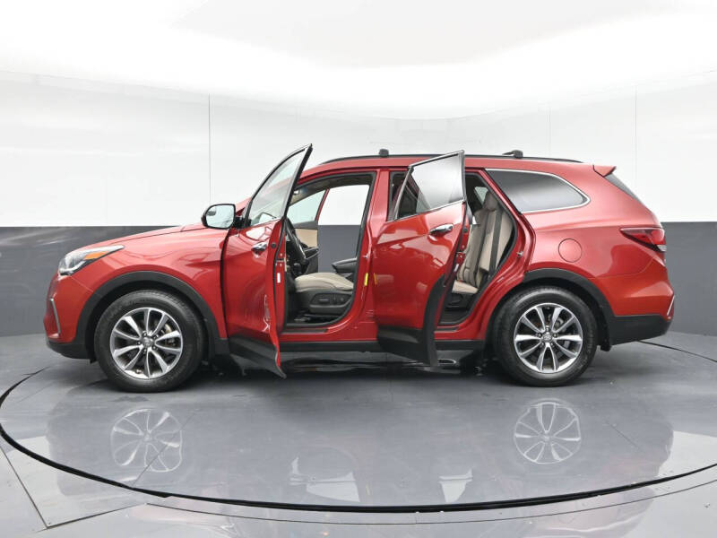 2018 Hyundai Santa Fe SE