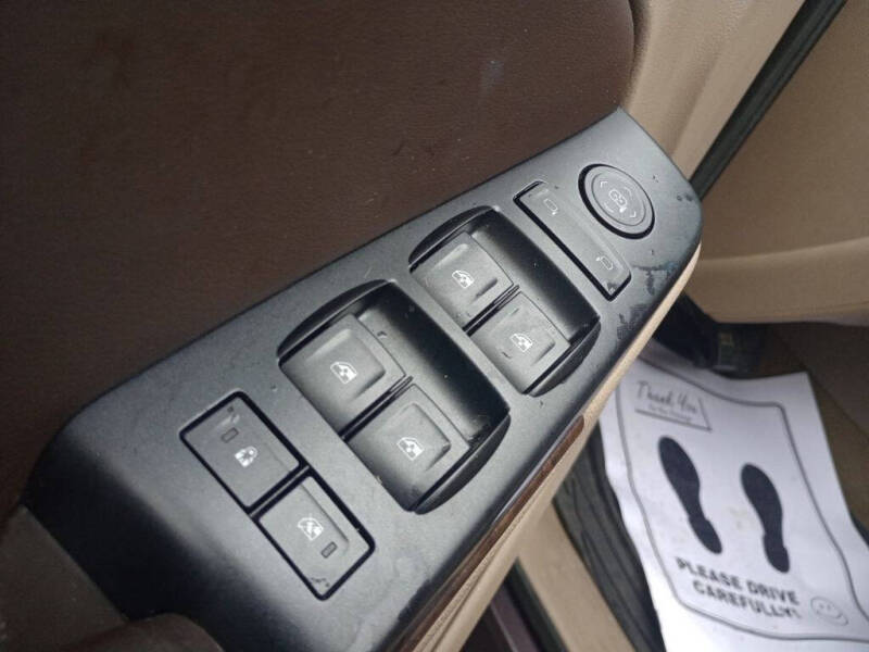 2015 Chevrolet Suburban LS