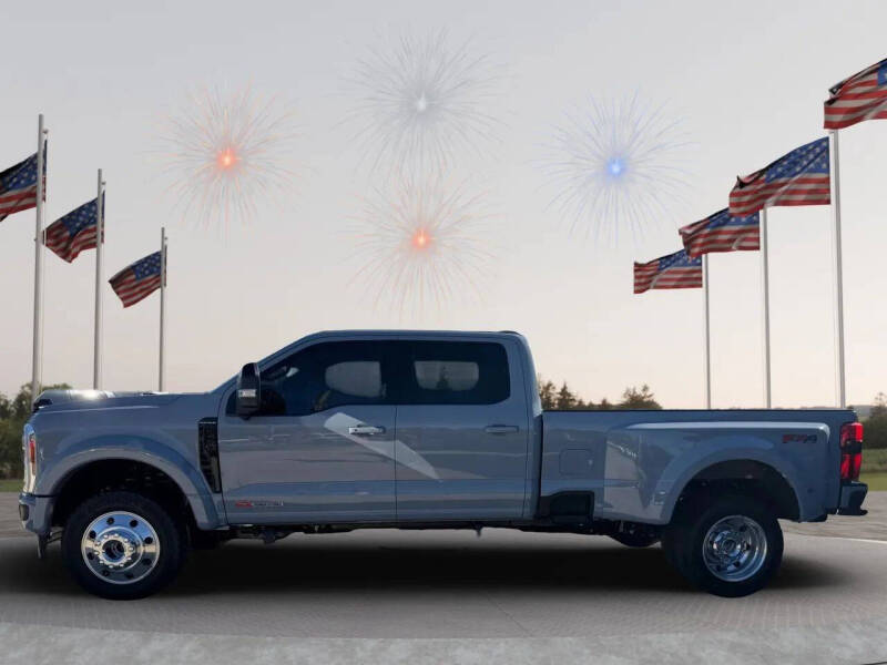 2026 Ford F-450 Super Duty Platinum