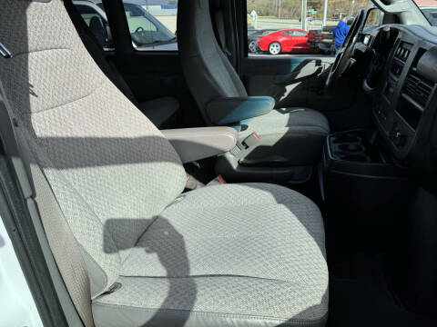 2017 Chevrolet Express LT 3500