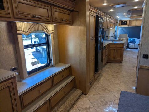 2016 Newmar Ventana LE 3725