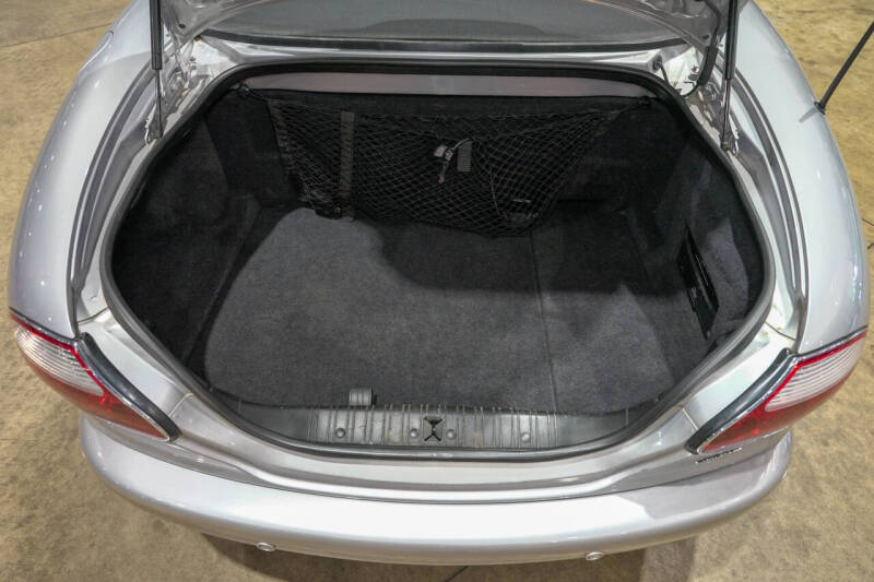 2001 Jaguar XKR