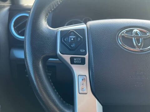 2017 Toyota Tundra Platinum