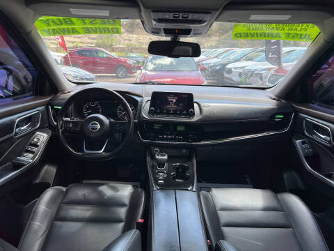2021 Nissan Rogue SL