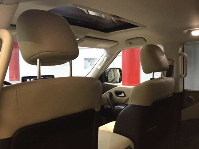 2022 Infiniti QX80 Premium Select