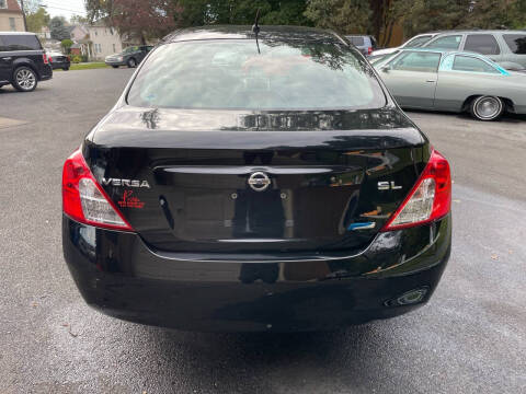 2012 Nissan Versa 1.6 S