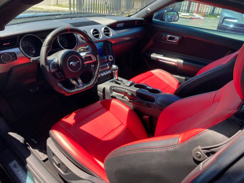 2022 Ford Mustang