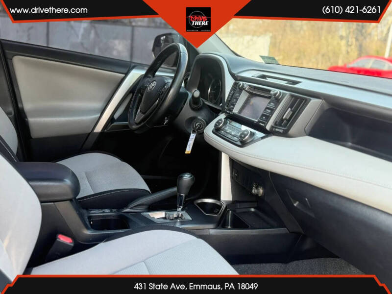 2016 Toyota RAV4 XLE