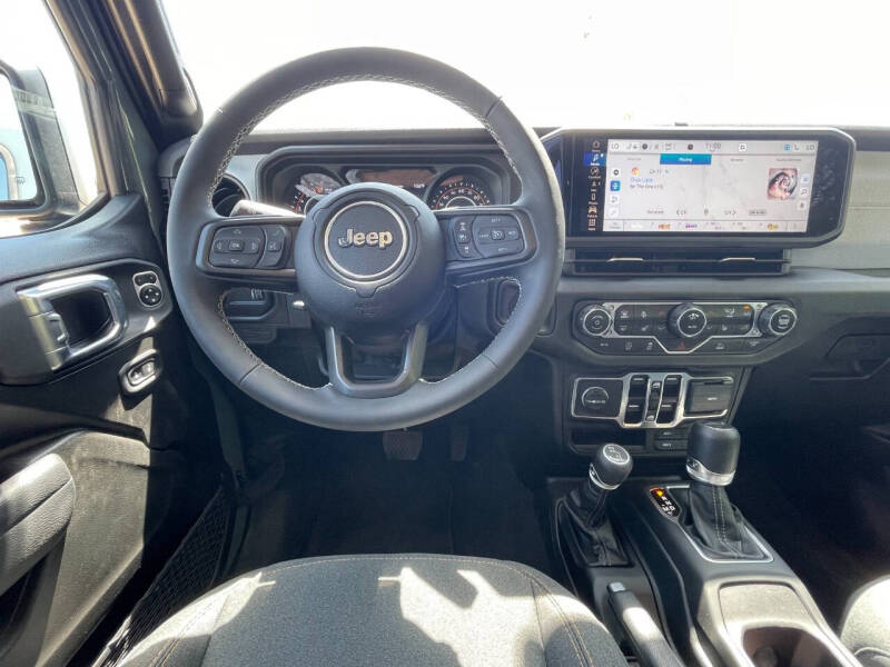 2025 Jeep Gladiator Sport S