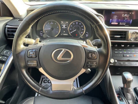 2017 Lexus IS 200t