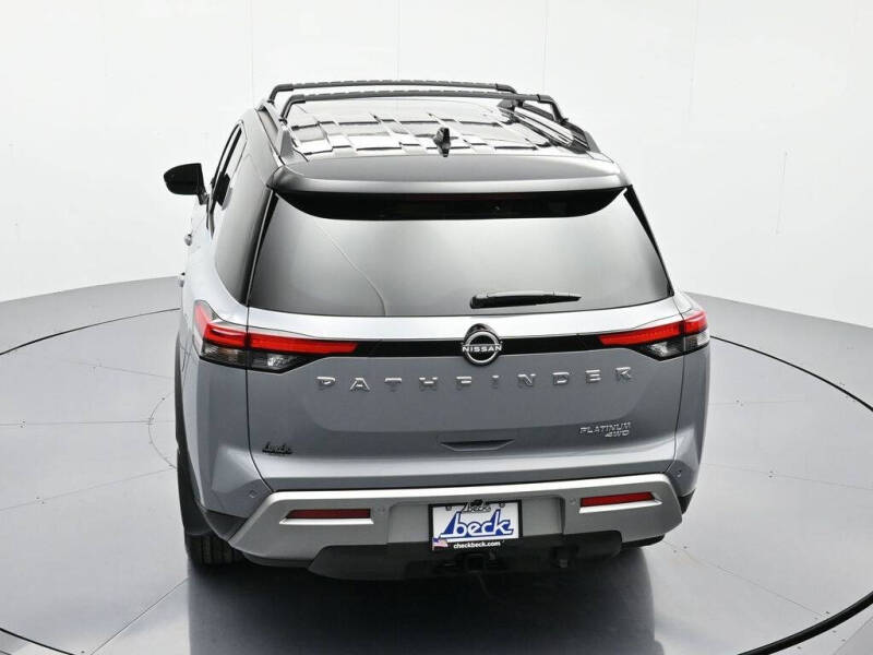 2025 Nissan Pathfinder Platinum