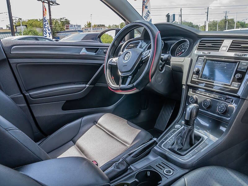 2021 Volkswagen Golf TSI