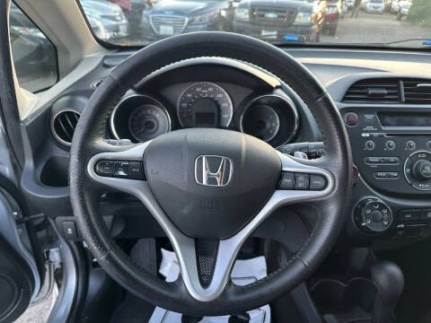2013 Honda Fit Sport