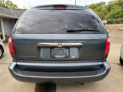 2006 Chrysler Town and Country