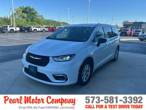2024 Chrysler Pacifica Touring L