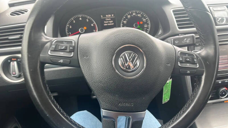 2014 Volkswagen Passat
