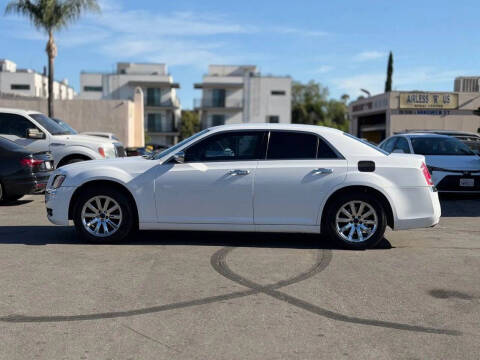 2012 Chrysler 300 Limited