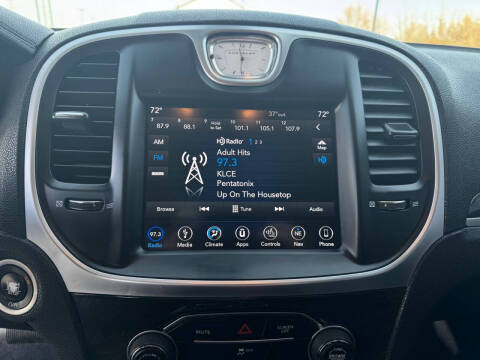 2018 Chrysler 300 Limited